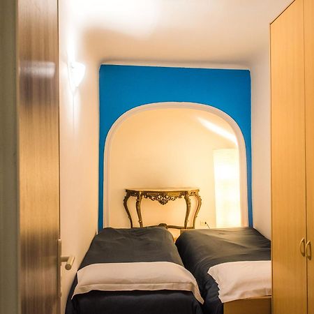 Free Parking - Centro Citta Via Caffaro Apartment Genoa Bagian luar foto