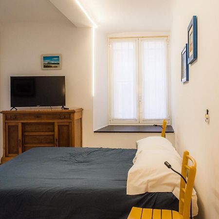 Free Parking - Centro Citta Via Caffaro Apartment Genoa Bagian luar foto